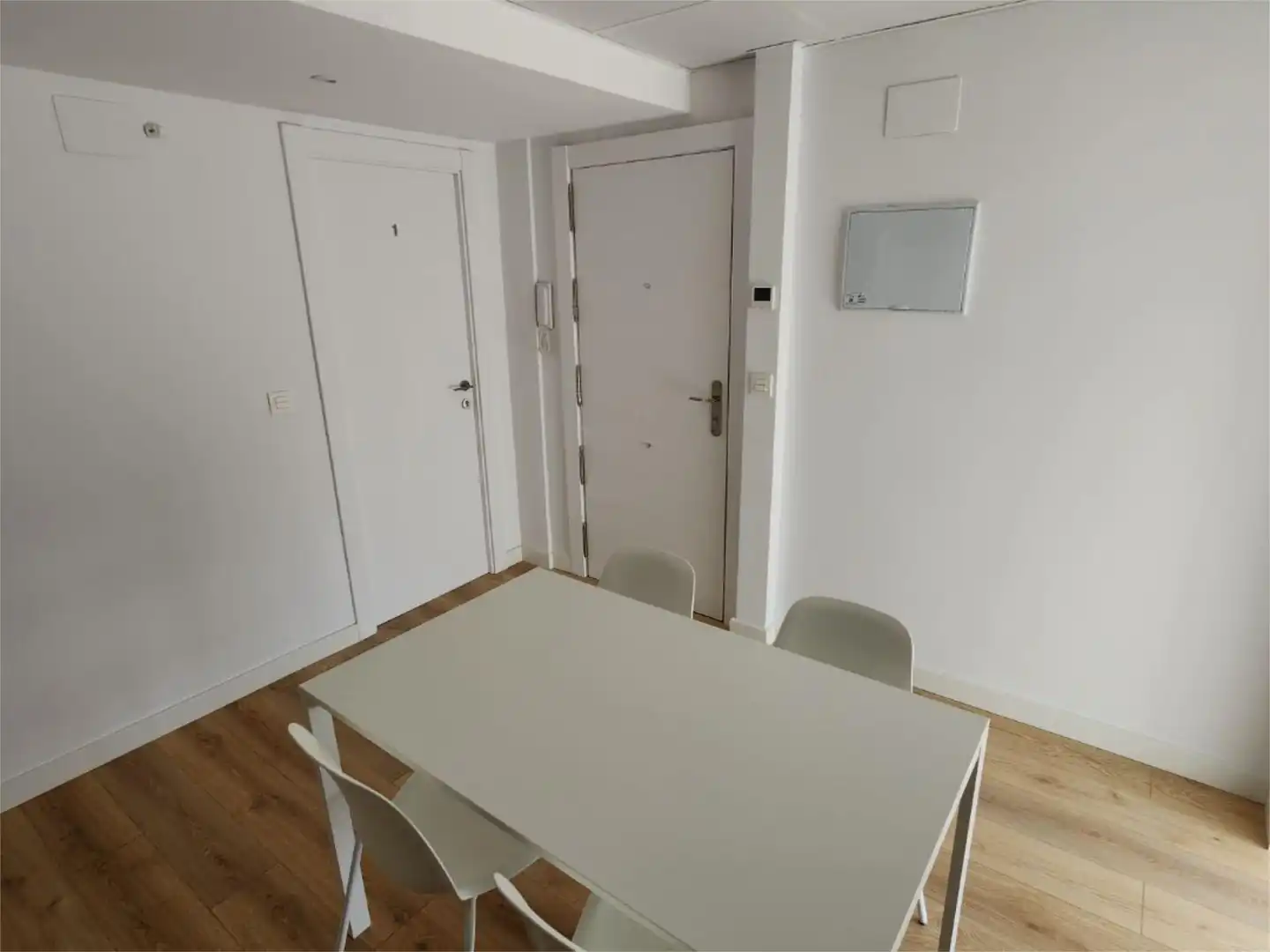 Habitació a Avenida de Cataluña, 78, Barrio Jesús