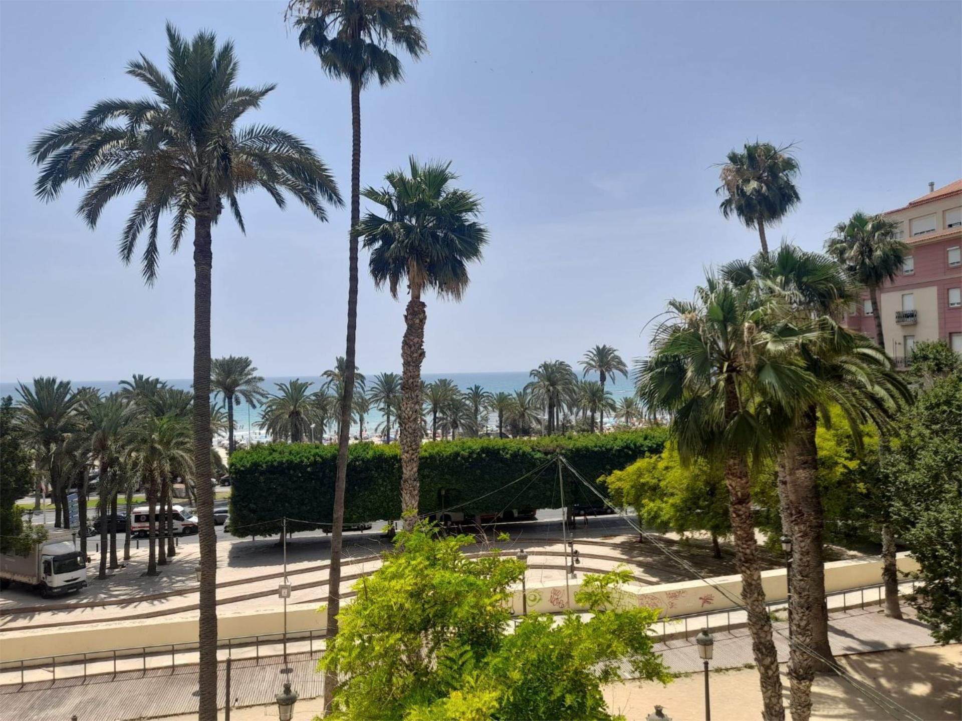 Vista exterior de Pis en venda en Alicante / Alacant amb Aire condicionat i Terrassa