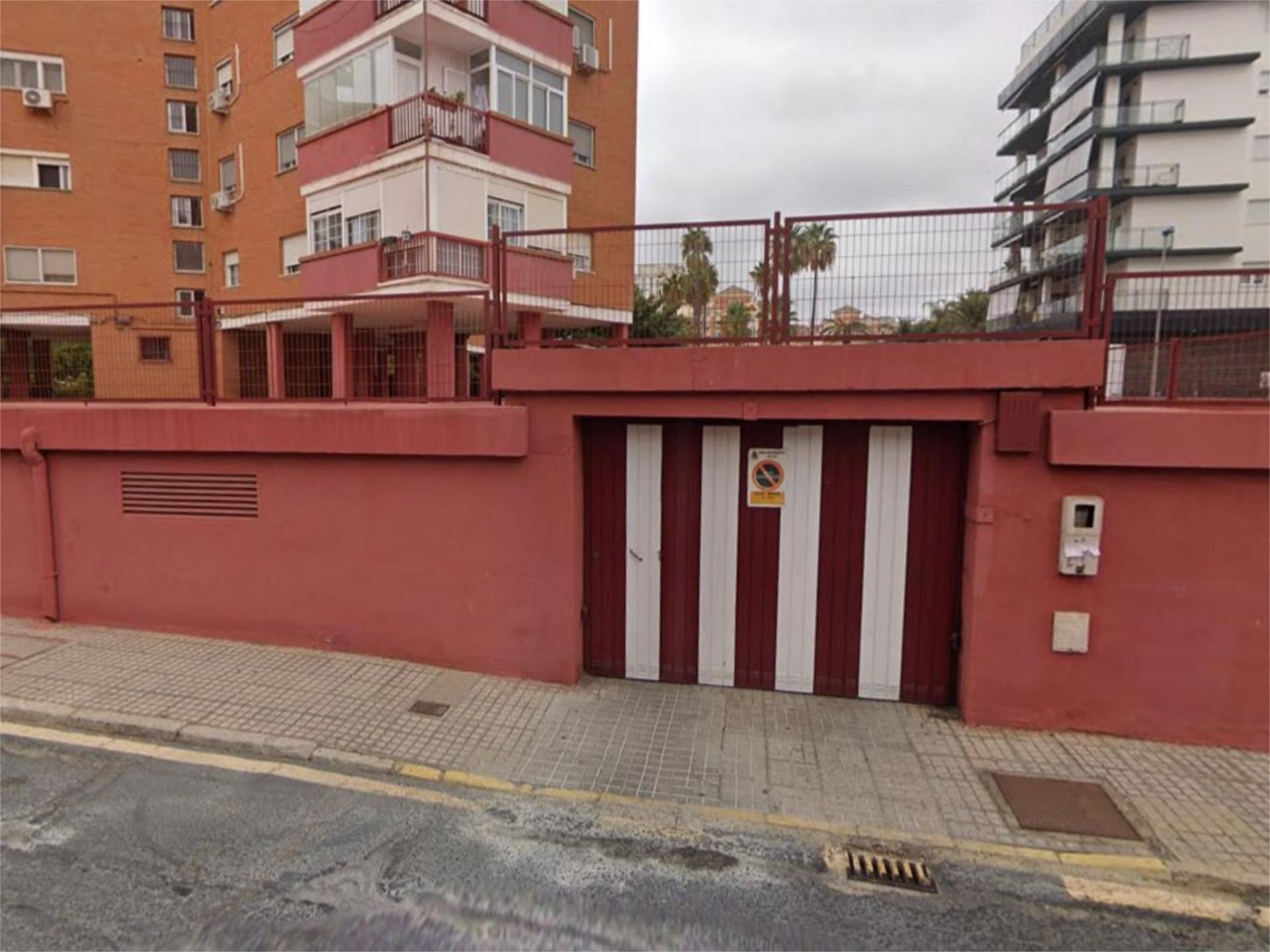 Aparcament de Garatge en venda en  Huelva Capital