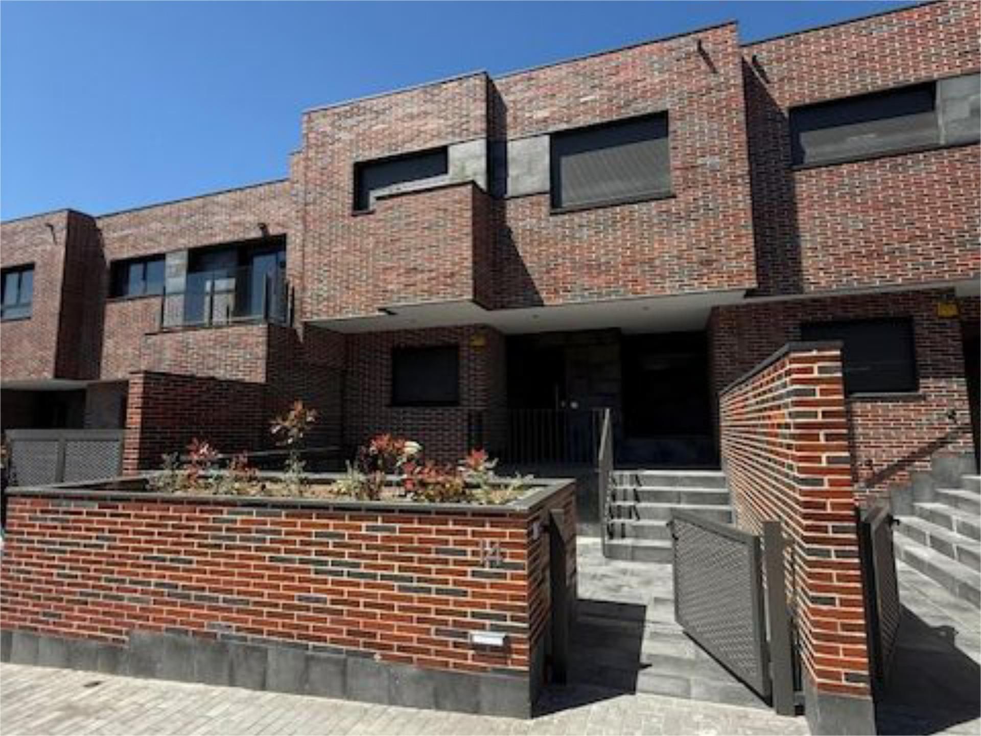 Exterior view of House or chalet to rent in Boadilla del Monte  with Air Conditioner, Heating and Private garden