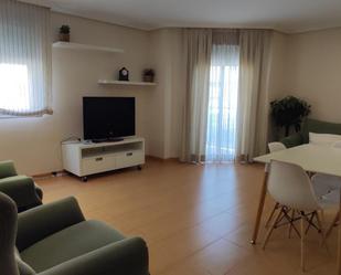 Living room of Flat to rent in Linares  with Air Conditioner, Heating and Terrace