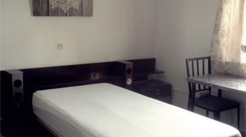 Habitación en Calle Francisco Tomás y Valiente, 16, Avenida Juan Diego, Bormujos - imagen 3 Foto 3 de Habitación en Calle Francisco Tomás y Valiente, 16, Avenida Juan Diego, Bormujos