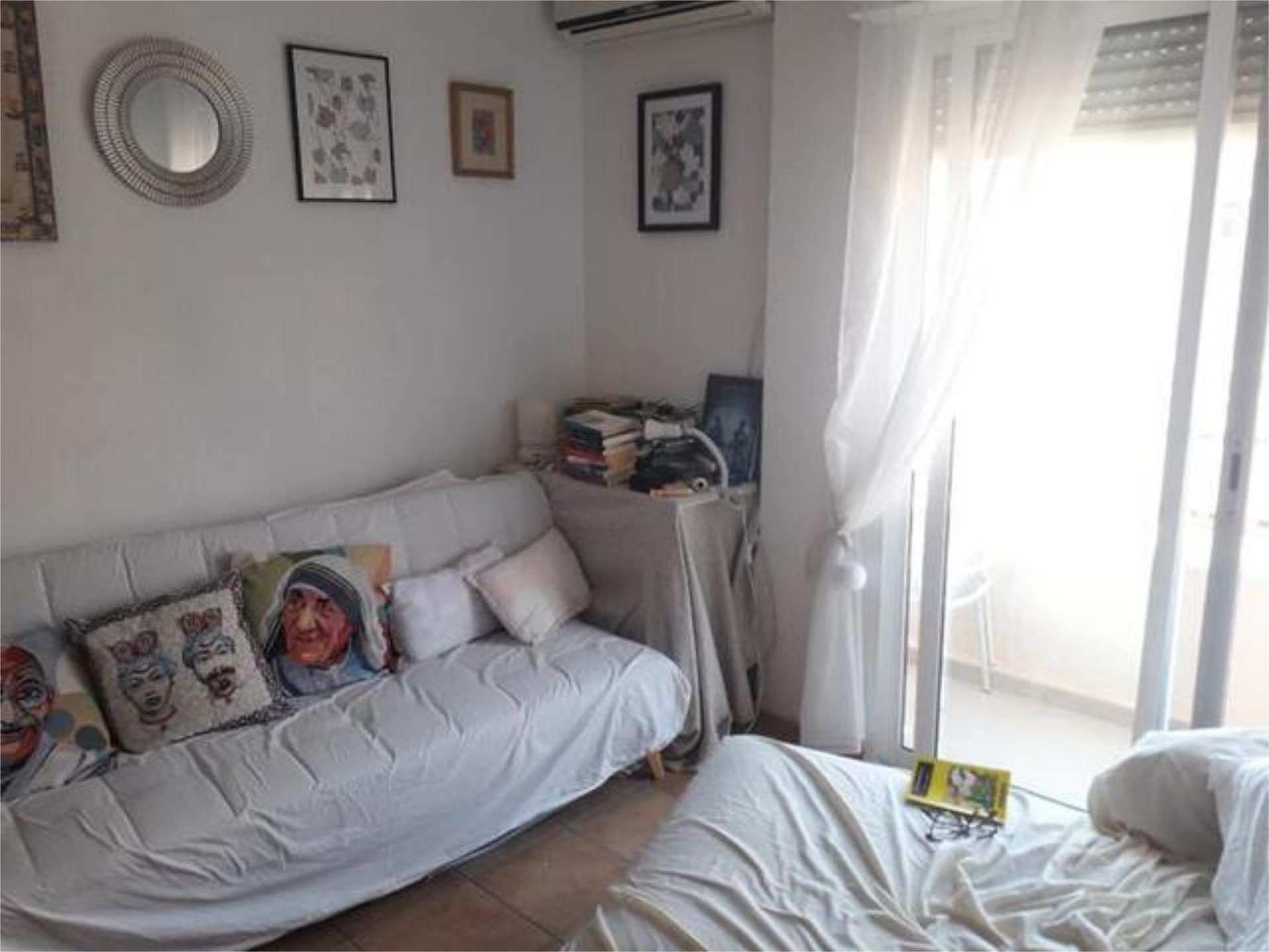 Dormitori de Apartament en venda en  Valencia Capital amb Terrassa