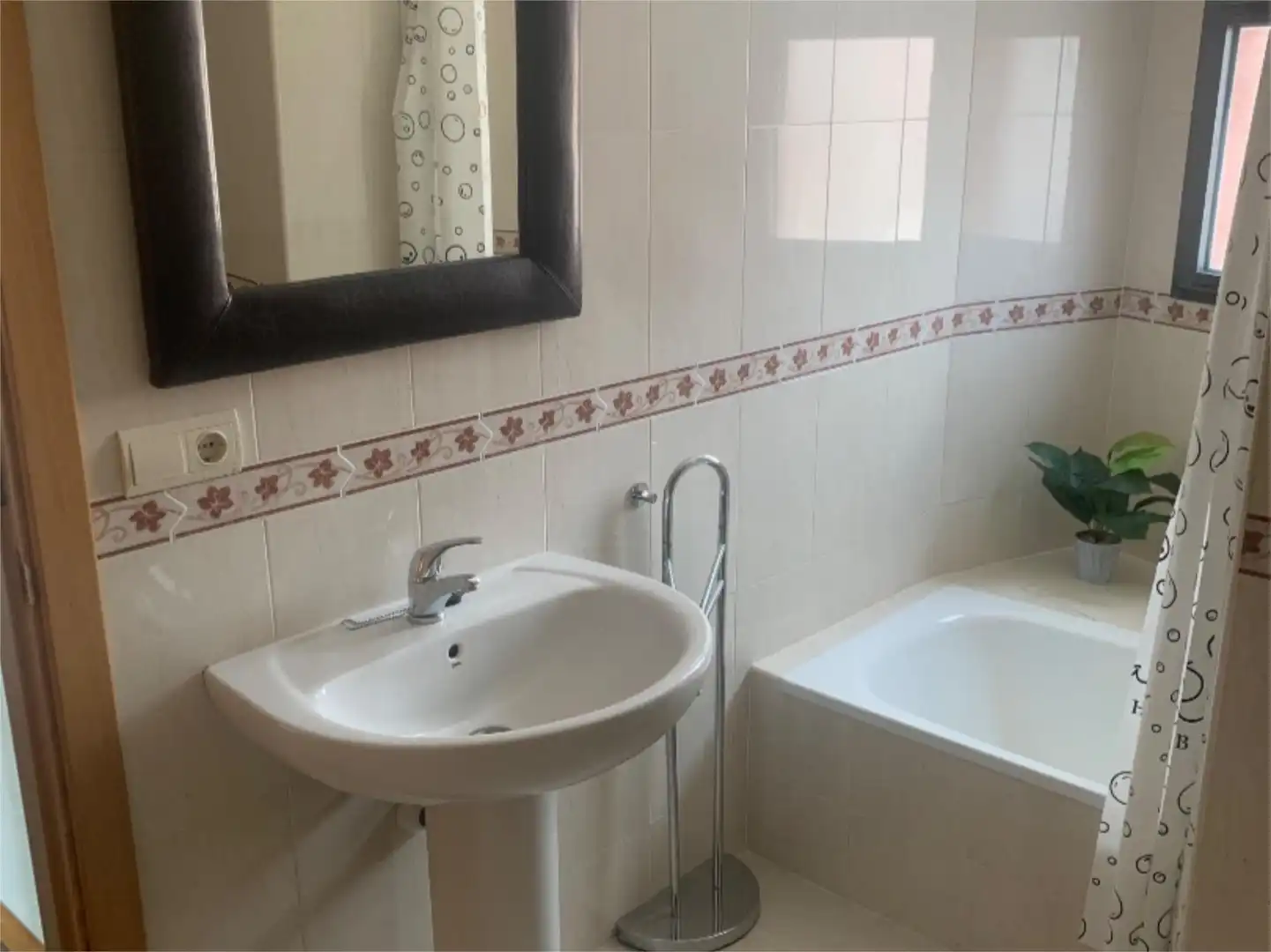 Àtic en venda a Zaratán Bany de Àtic en venda en Zaratán amb Calefacció, Parquet i Terrassa