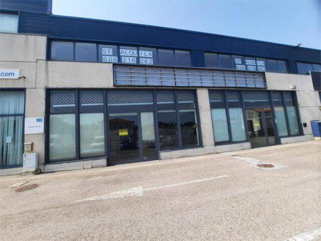 Local comercial en Alquiler en Igollo