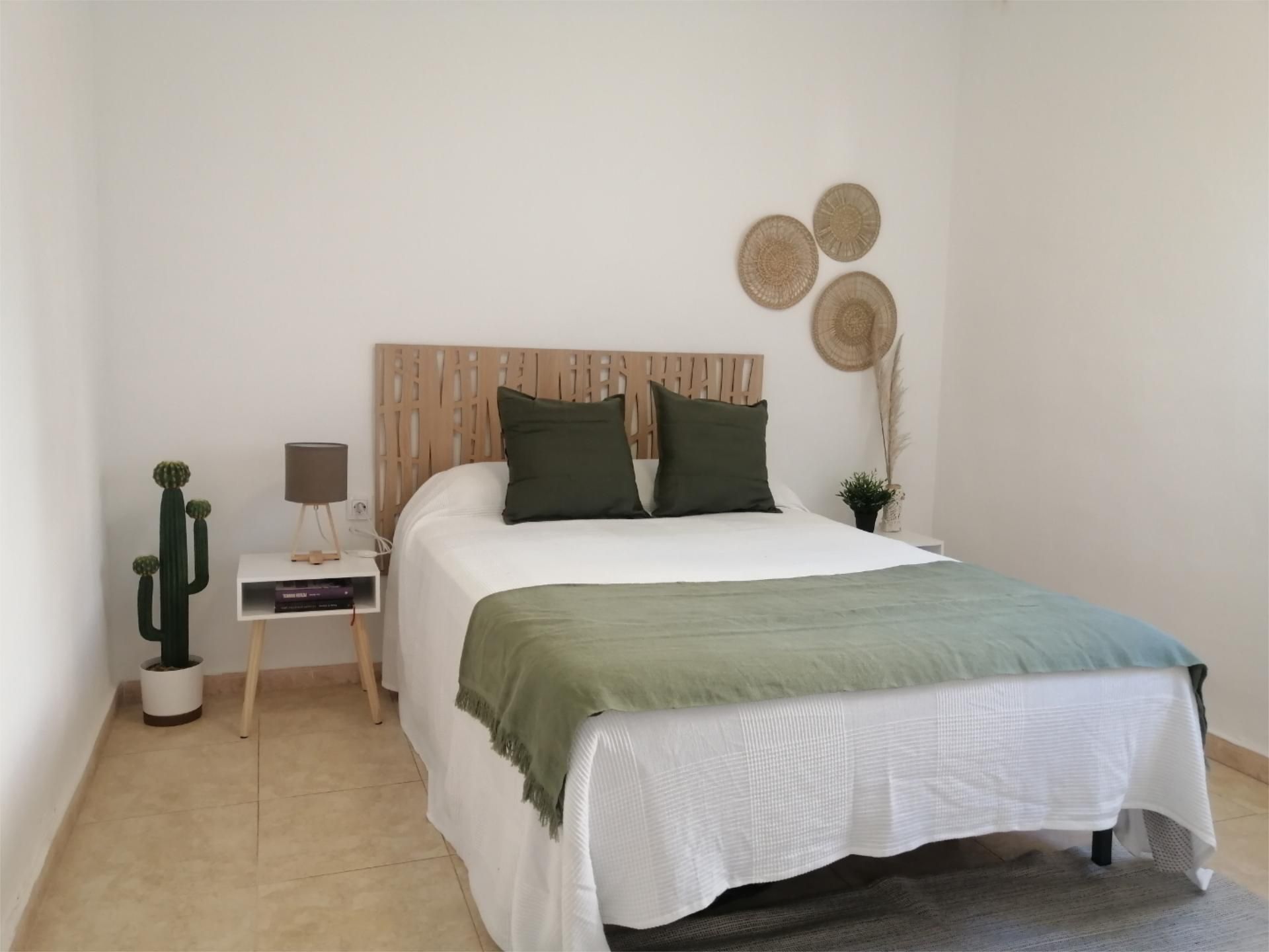 Bedroom of Flat to rent in La Línea de la Concepción  with Balcony