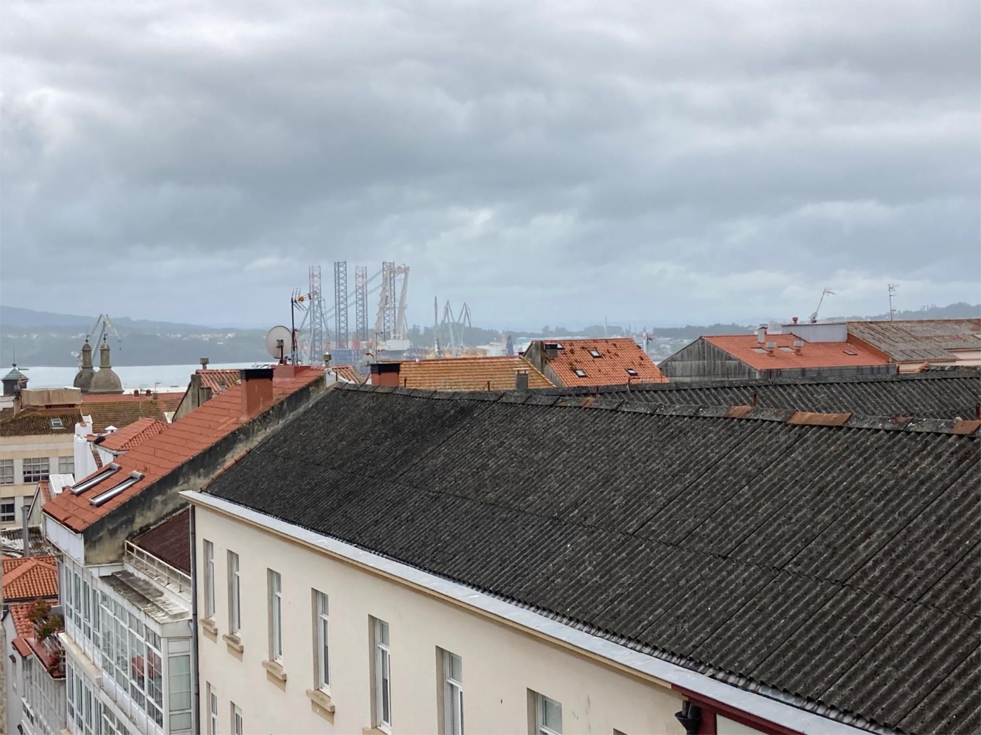 Vista exterior de Pis en venda en Ferrol