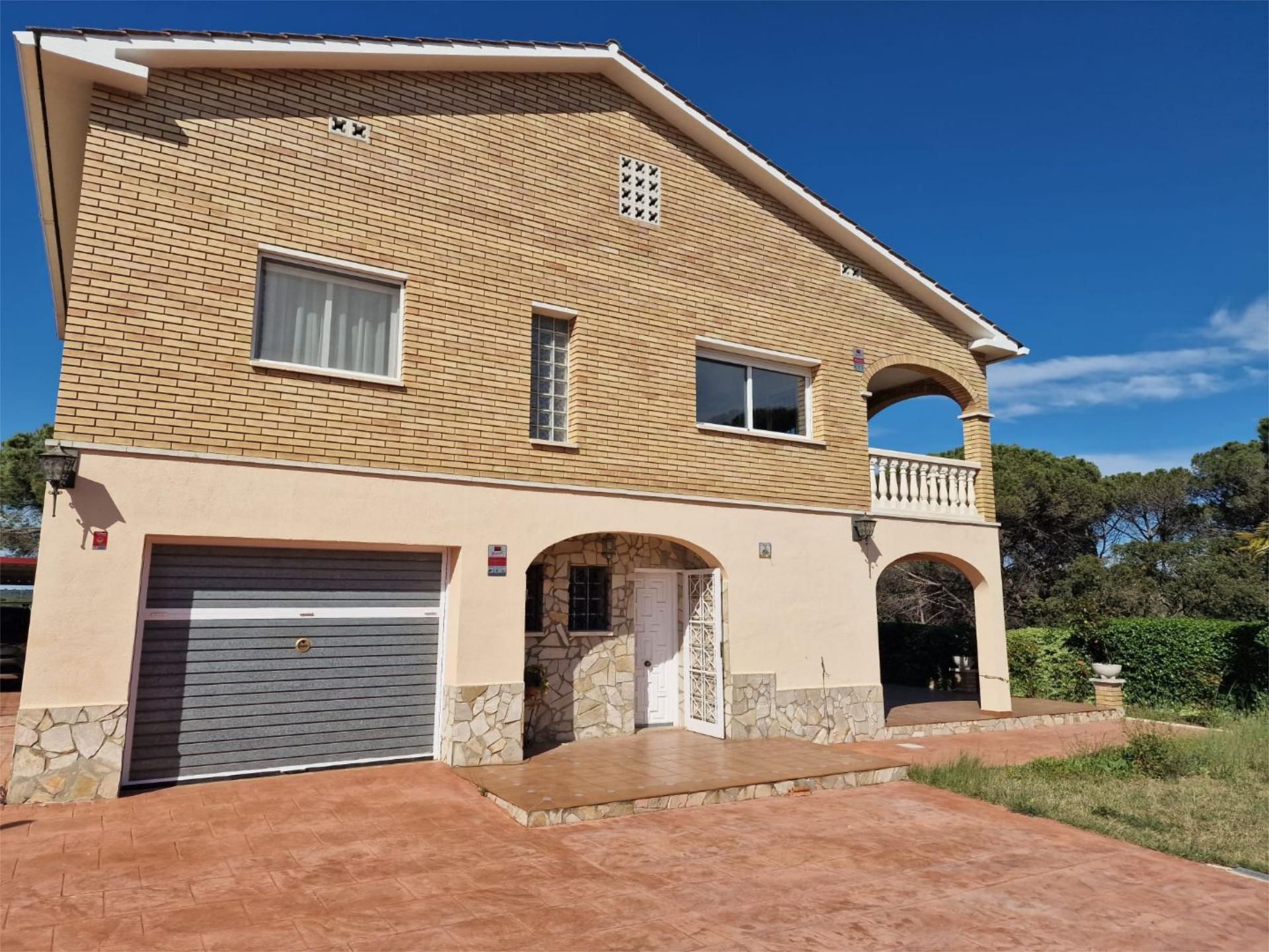 Exterior view of House or chalet for sale in Tordera  with Terrace and Balcony