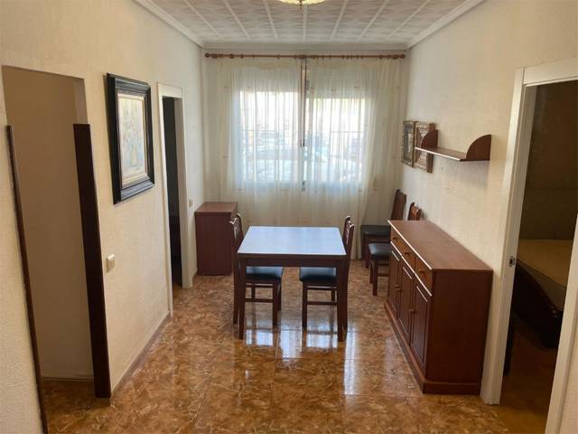 Planta baja en Alquiler en Carrer de Montanejos, 4 en El Cabanyal - El Canyamelar