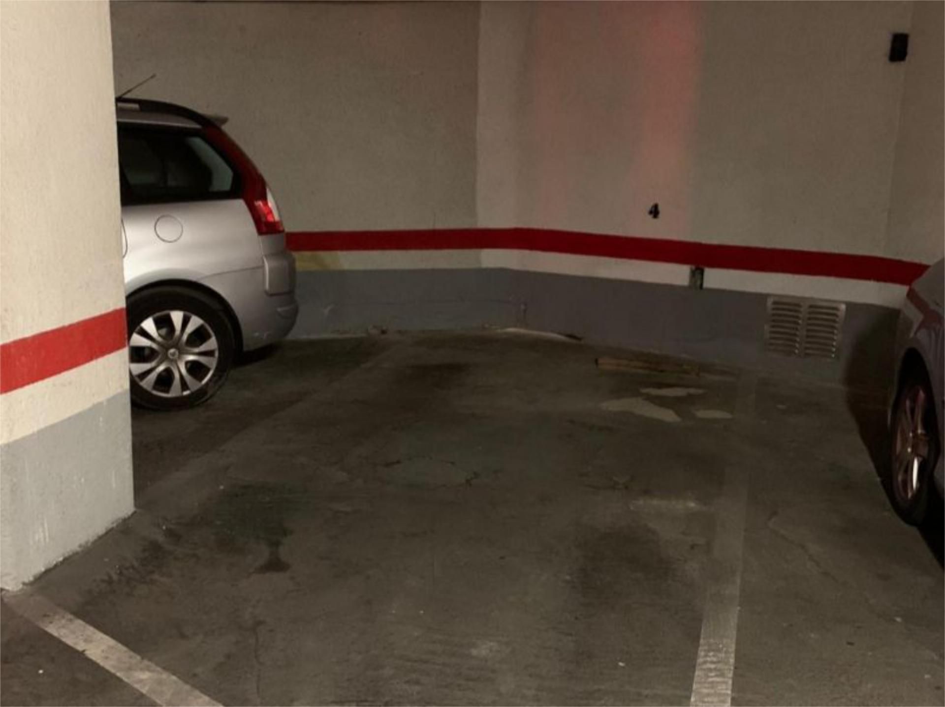 Garage to rent in Losada Pintor Kalea, 28, Bolueta Parking of Garage to rent in Bilbao