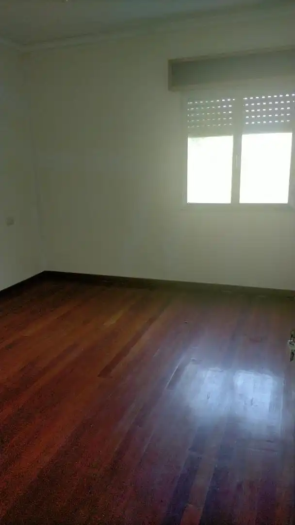 Finca rústica en venta en Blanco Penelas, 16, Rairiz de Veiga Habitación de Finca rústica en venta en Rairiz de Veiga con Jardín privado y Parquet