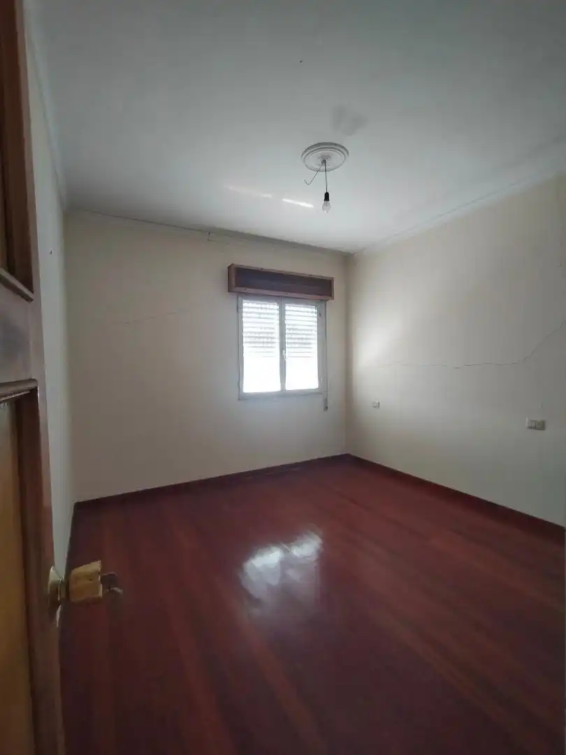 Finca rústica en venta en Blanco Penelas, 16, Rairiz de Veiga Habitación de Finca rústica en venta en Rairiz de Veiga con Jardín privado y Parquet