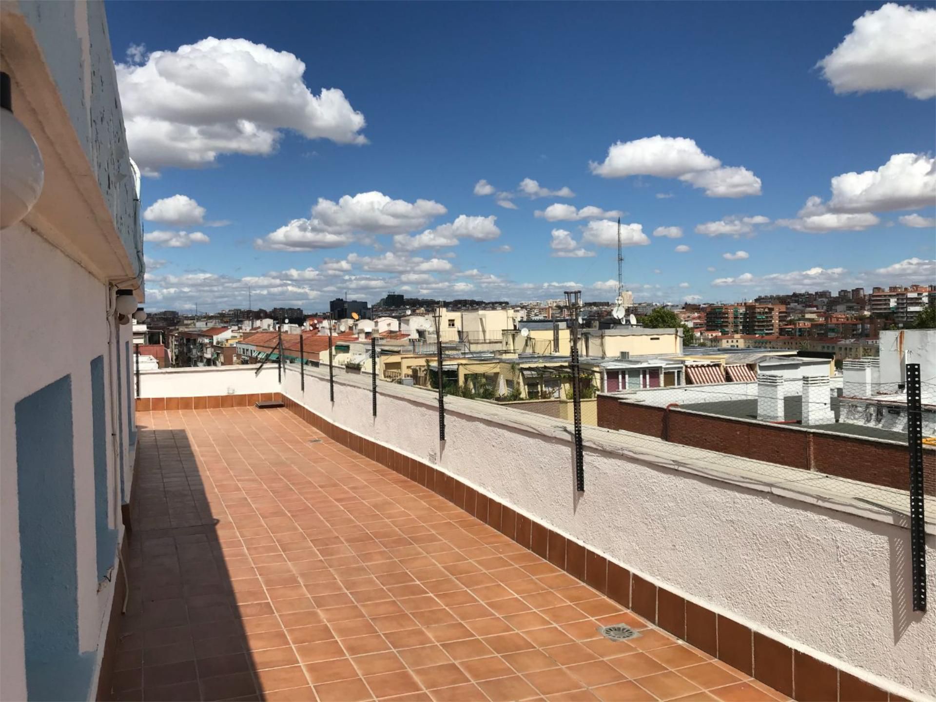 Terrace of Attic to share in  Madrid Capital  with Air Conditioner, Heating and Parquet flooring