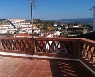Exterior view of Attic to rent in Jerez de los Caballeros  with Air Conditioner, Terrace and Furnished