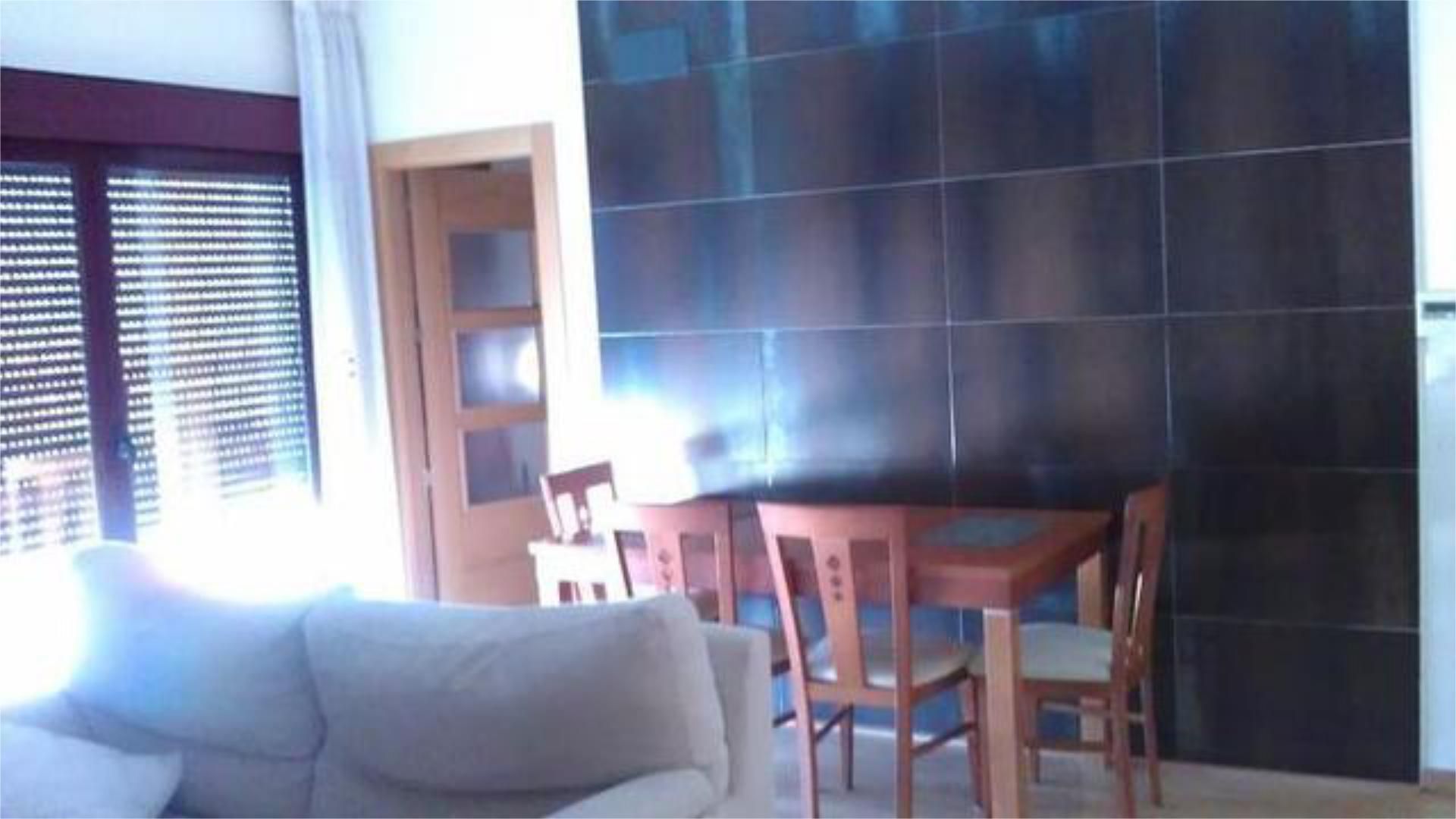 Attic to rent in Peligros