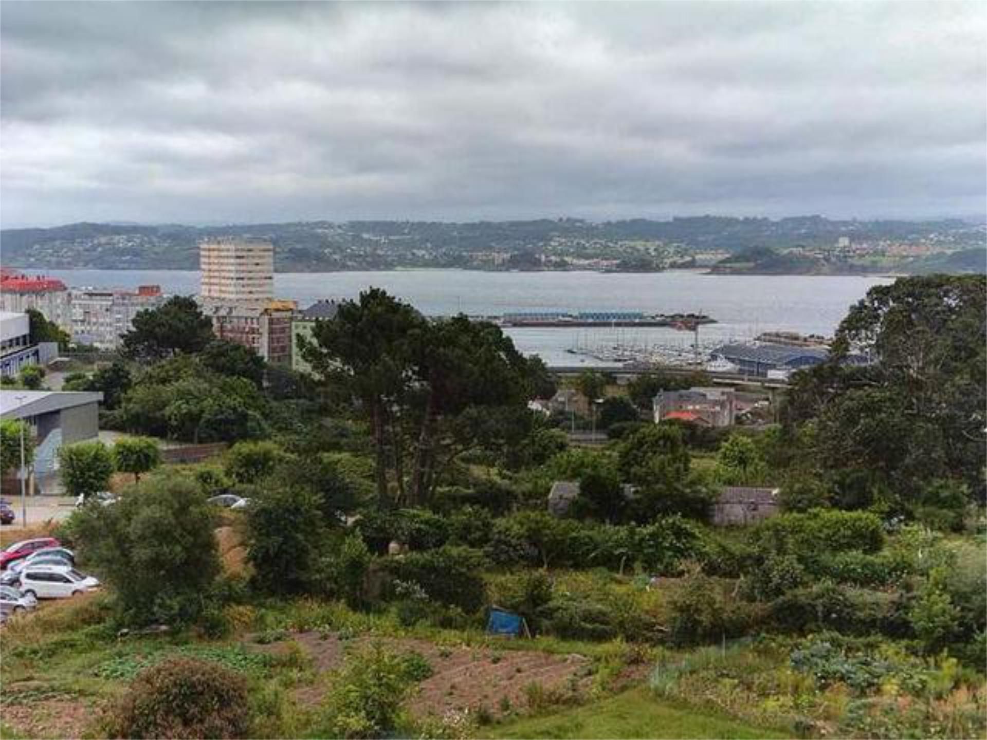 Apartment to rent in A Coruña Capital   with Furnished