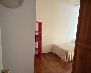 Bedroom of Flat to share in Castellar de la Frontera  with Washing machine