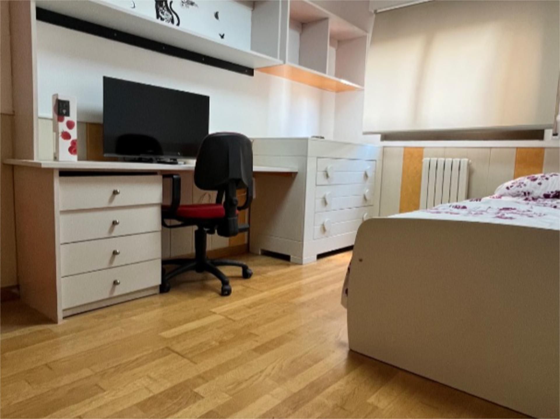 Dormitori de Pis per a compartir en  Zaragoza Capital amb Aire condicionat, Calefacció i Parquet