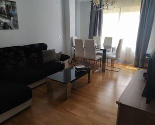 Living room of Flat to rent in  Albacete Capital  with Heating, Parquet flooring and Furnished