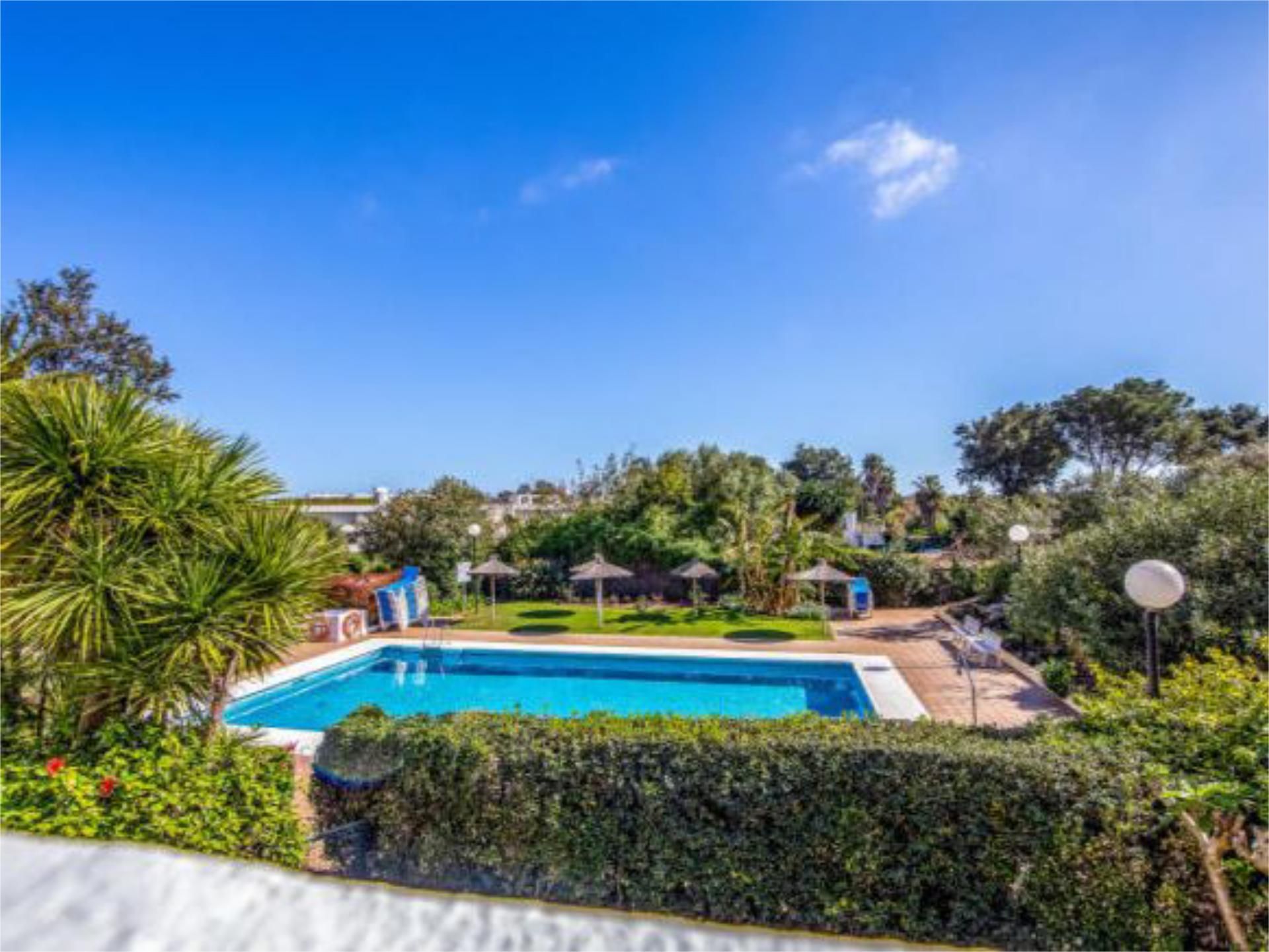 Jardí de Dúplex en venda en Sotogrande amb Aire condicionat, Calefacció i Terrassa