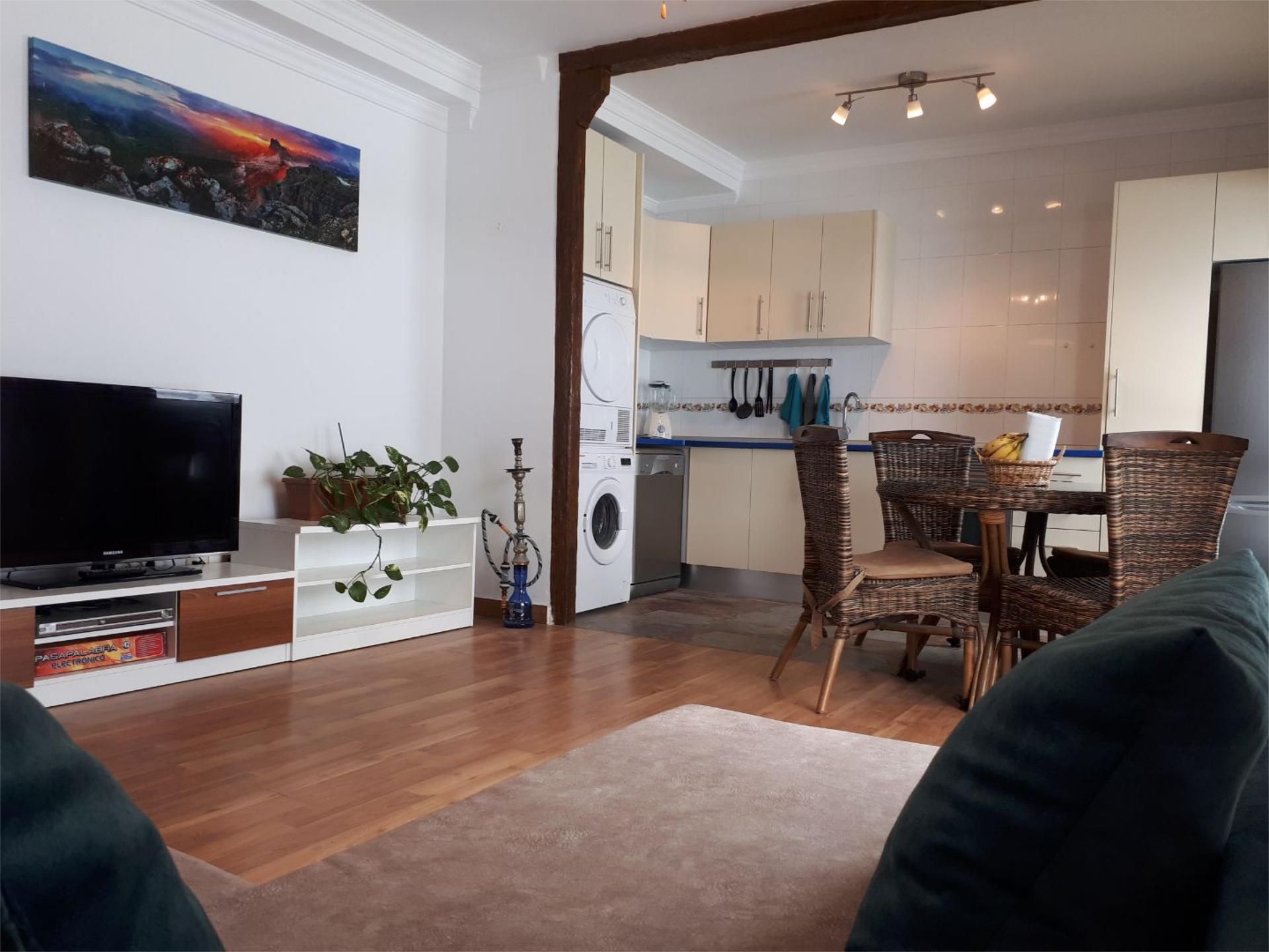 Living room of Flat to rent in Santa María de Guía de Gran Canaria  with Parquet flooring and Furnished