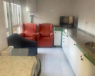Sala d'estar de Pis de lloguer en Santiago de Compostela  amb Moblat