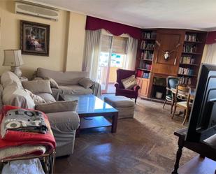 Sala d'estar de Pis per a compartir en Cáceres Capital amb Aire condicionat, Calefacció i Terrassa