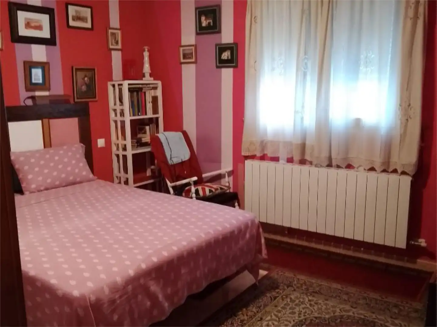 Schlafzimmer von Country house zum Verkauf in Venta de Baños mit Heizung und Terrasse