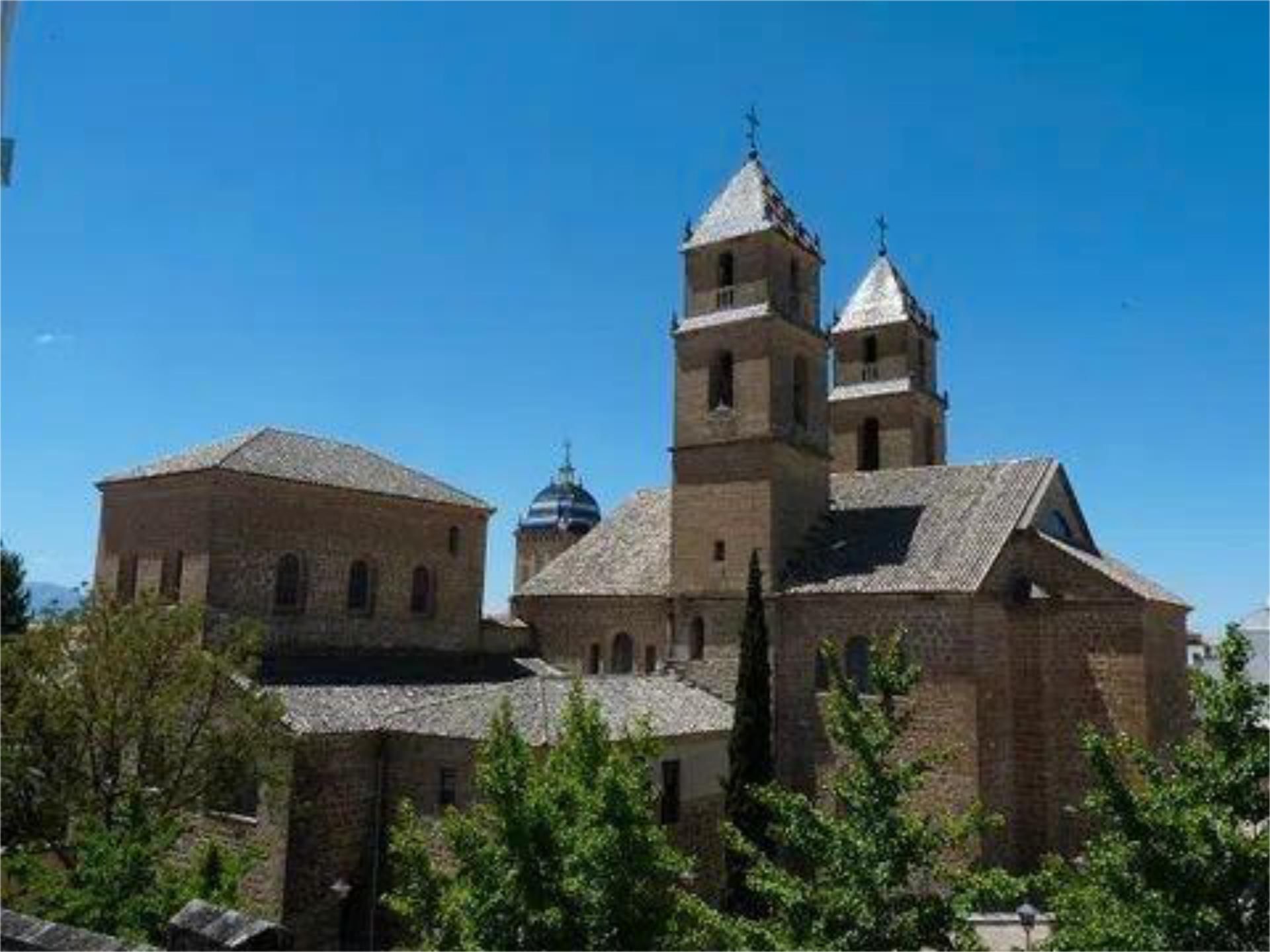 Exterior view of Study to rent in Úbeda  with Terrace and Furnished