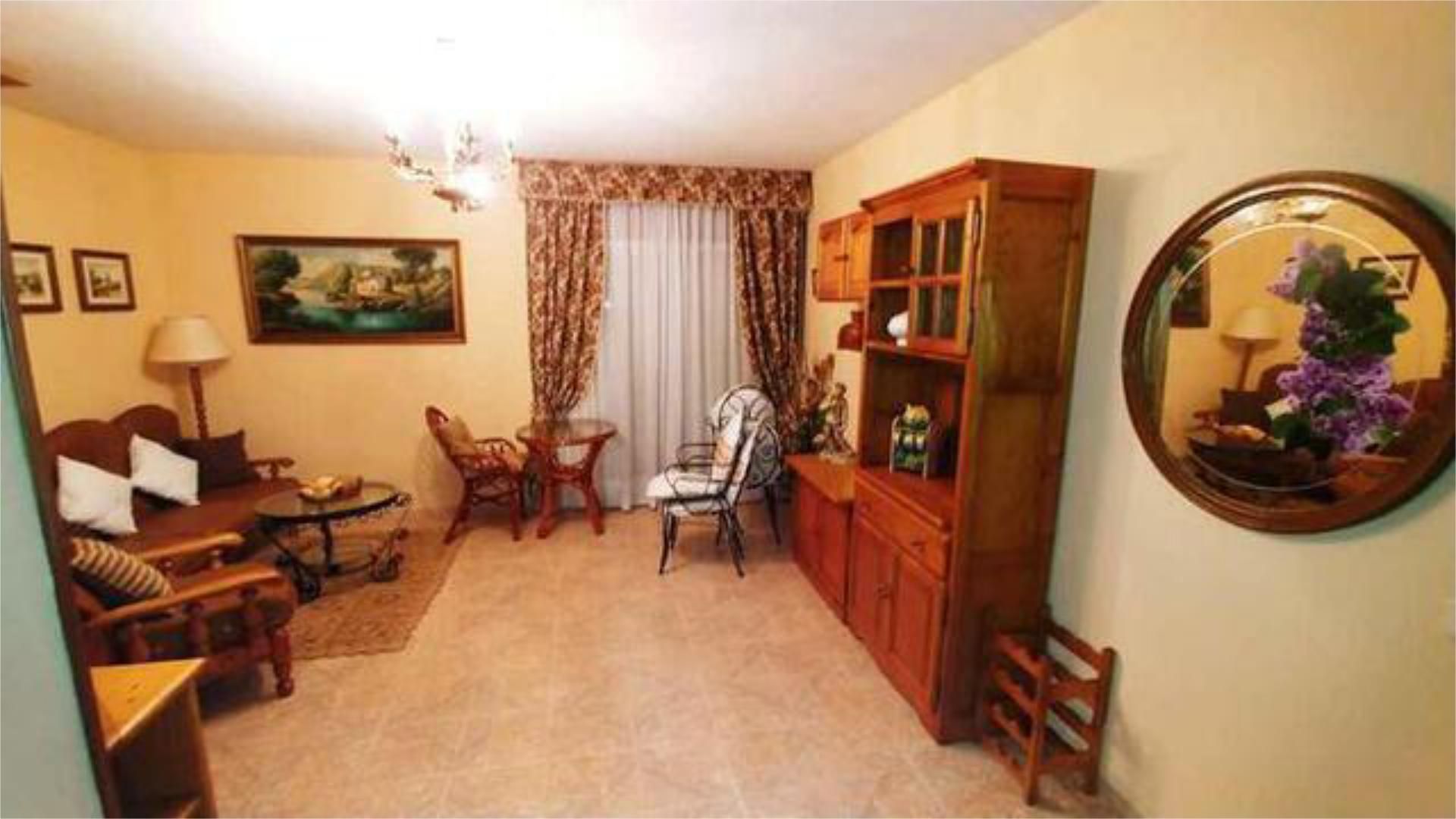 Living room of Flat to rent in Las Navas del Marqués 