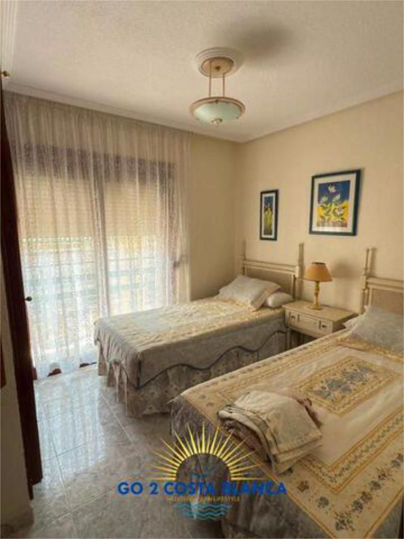 Dormitori de Apartament de lloguer en Benidorm