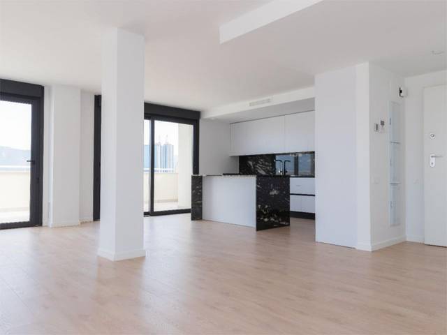 Piso en Alquiler en Avenida de la Marina Española, 77 en Zarandona