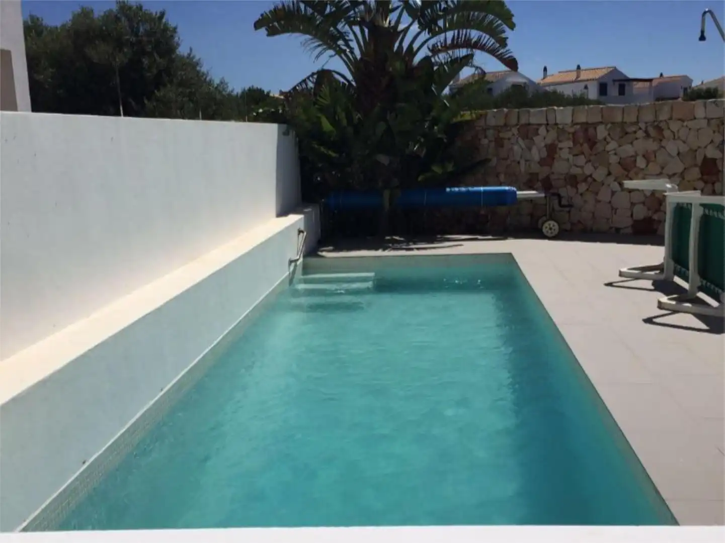 Wohnung zum Verkauf in Avinguda de sa Bassa, Cala Blanca Schwimmbecken von Wohnung zum Verkauf in Ciutadella de Menorca mit Klimaanlage, Heizung und Privatgarten