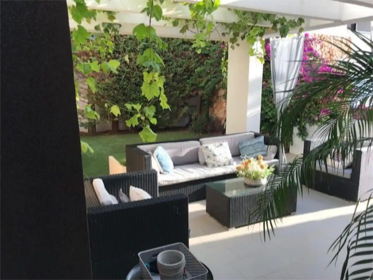 Wohnung zum Verkauf in Avinguda de sa Bassa, Cala Blanca Terrasse von Wohnung zum Verkauf in Ciutadella de Menorca mit Klimaanlage, Heizung und Privatgarten