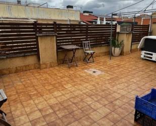 Terrassa de Pis per a compartir en Sant Boi de Llobregat amb Aire condicionat, Calefacció i Parquet