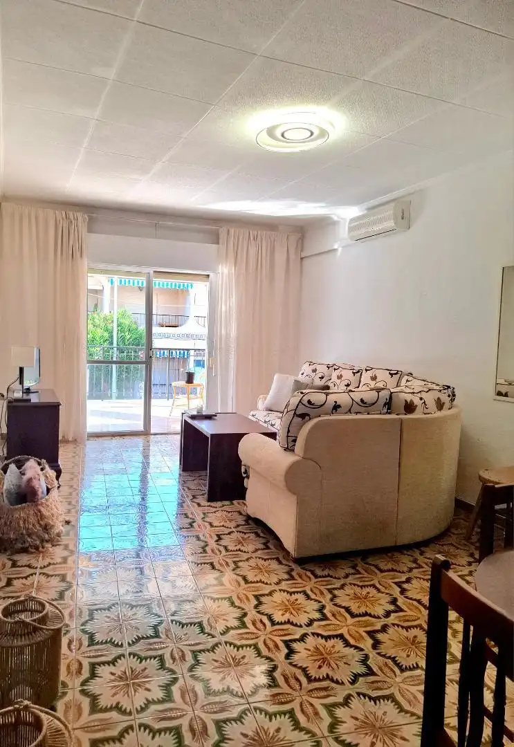 Wohnung zur Miete in Calle Cabo de San Antonio, 9, Los Cuarteros