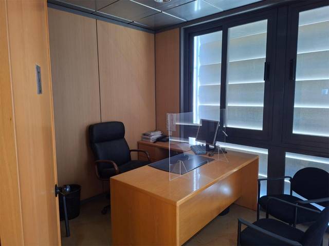 Oficina en Venta en Camí de la Vileta, 30 en Son Cotoner