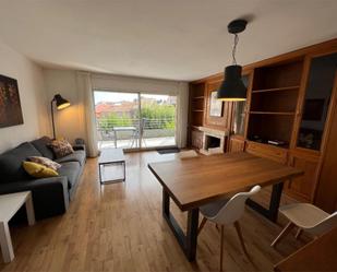 Living room of Flat to share in Terrassa  with Heating, Parquet flooring and Terrace