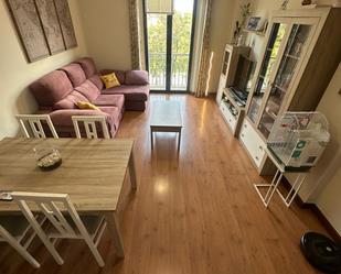 Sala d'estar de Pis de lloguer en El Puerto de Santa María amb Aire condicionat, Parquet i Moblat