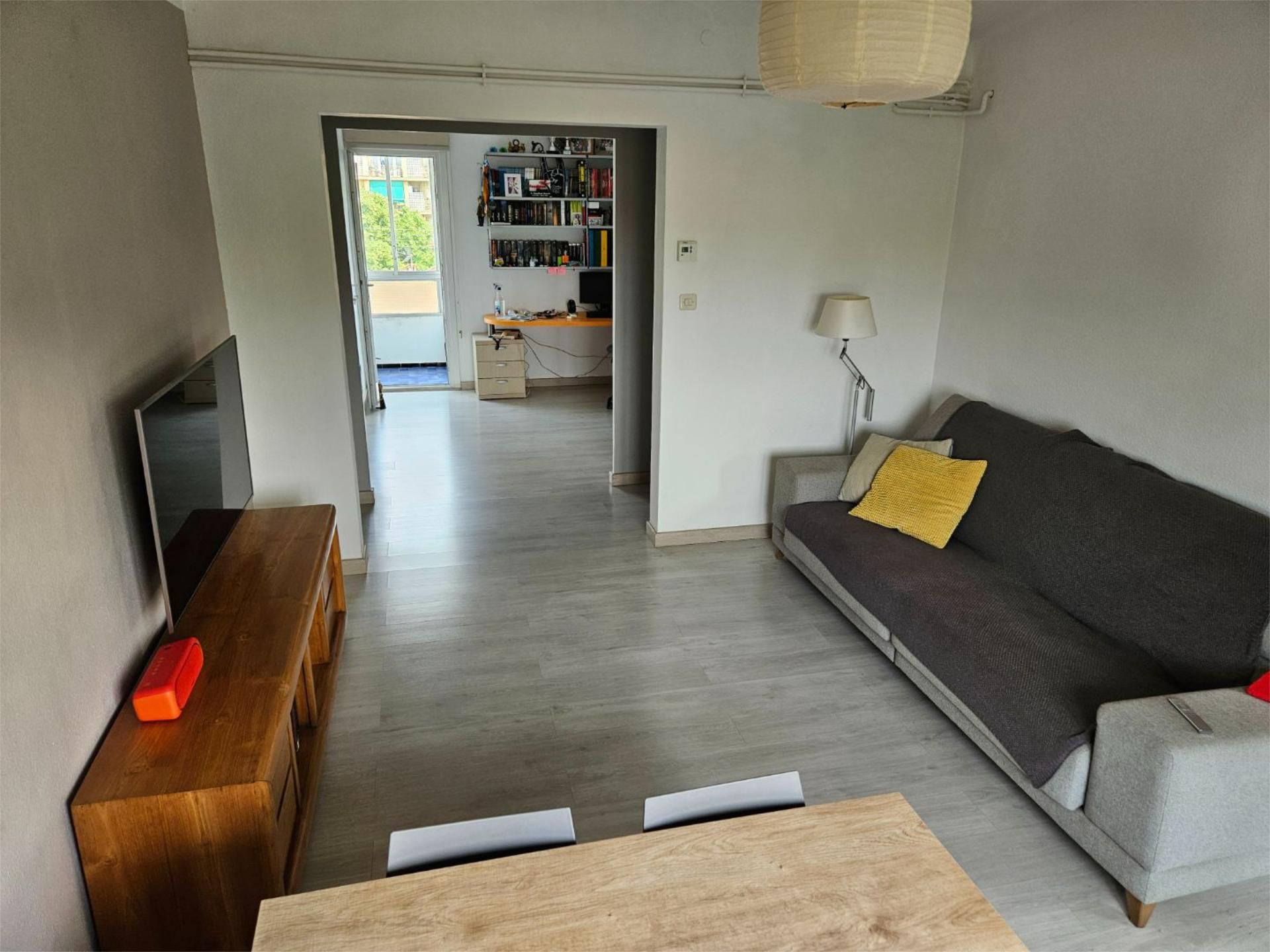 Living room of Flat for sale in Girona Capital  with Air Conditioner