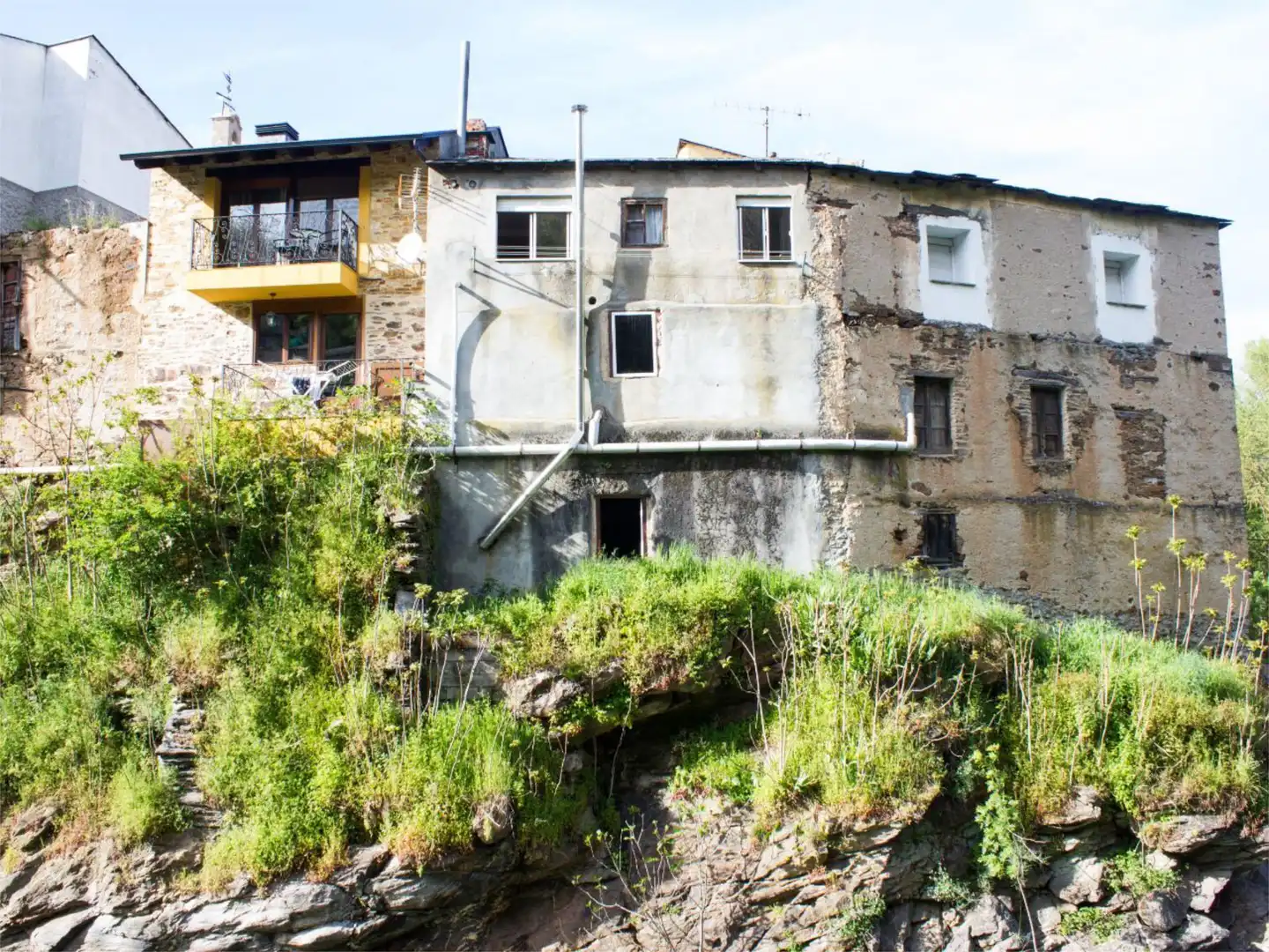 Exterior view of Flat for sale in Puente de Domingo Flórez  with Heating, Furnished and Balcony