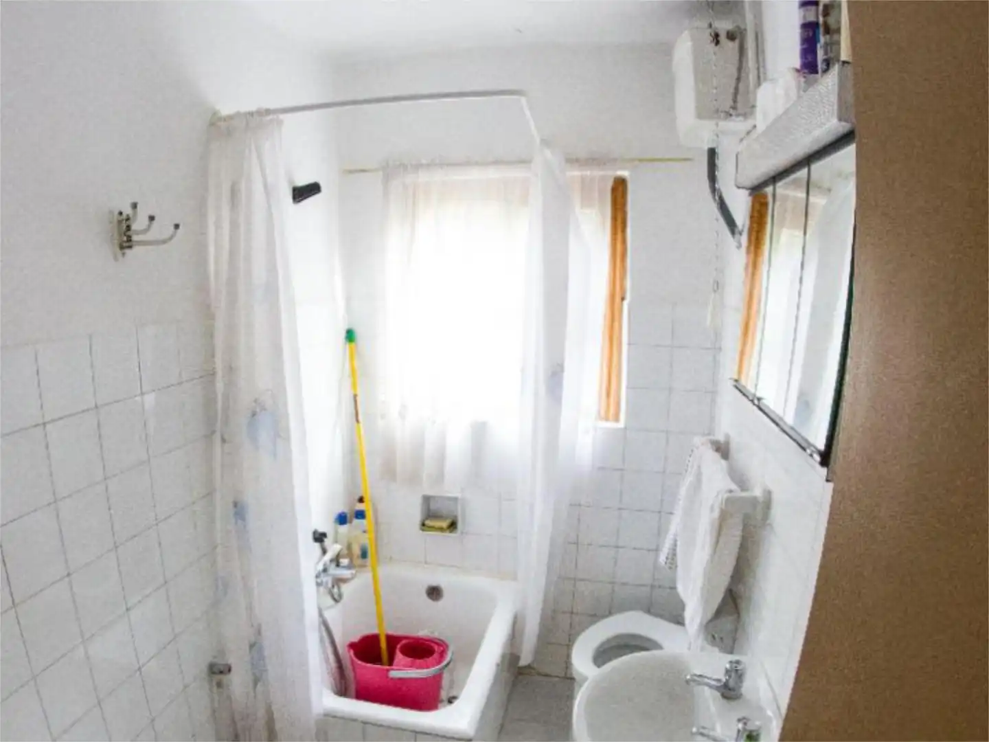 Bathroom of Flat for sale in Puente de Domingo Flórez  with Heating, Furnished and Balcony