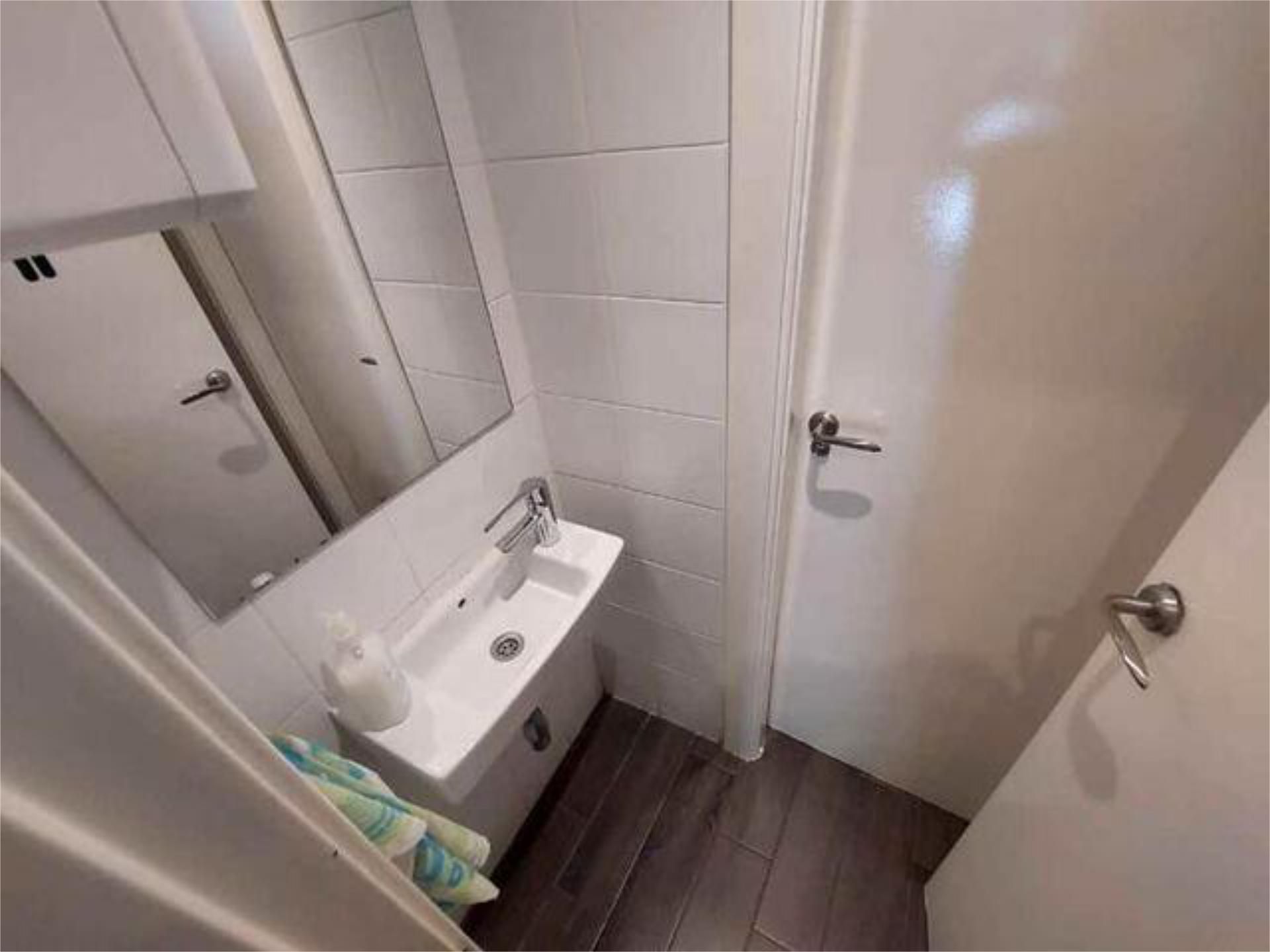 Bathroom of Premises to rent in Alcobendas