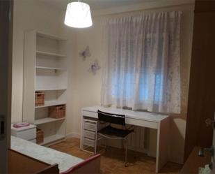 Flat to share in Avenida de Canillejas a Vicálvaro, 141, Rosas - Musas