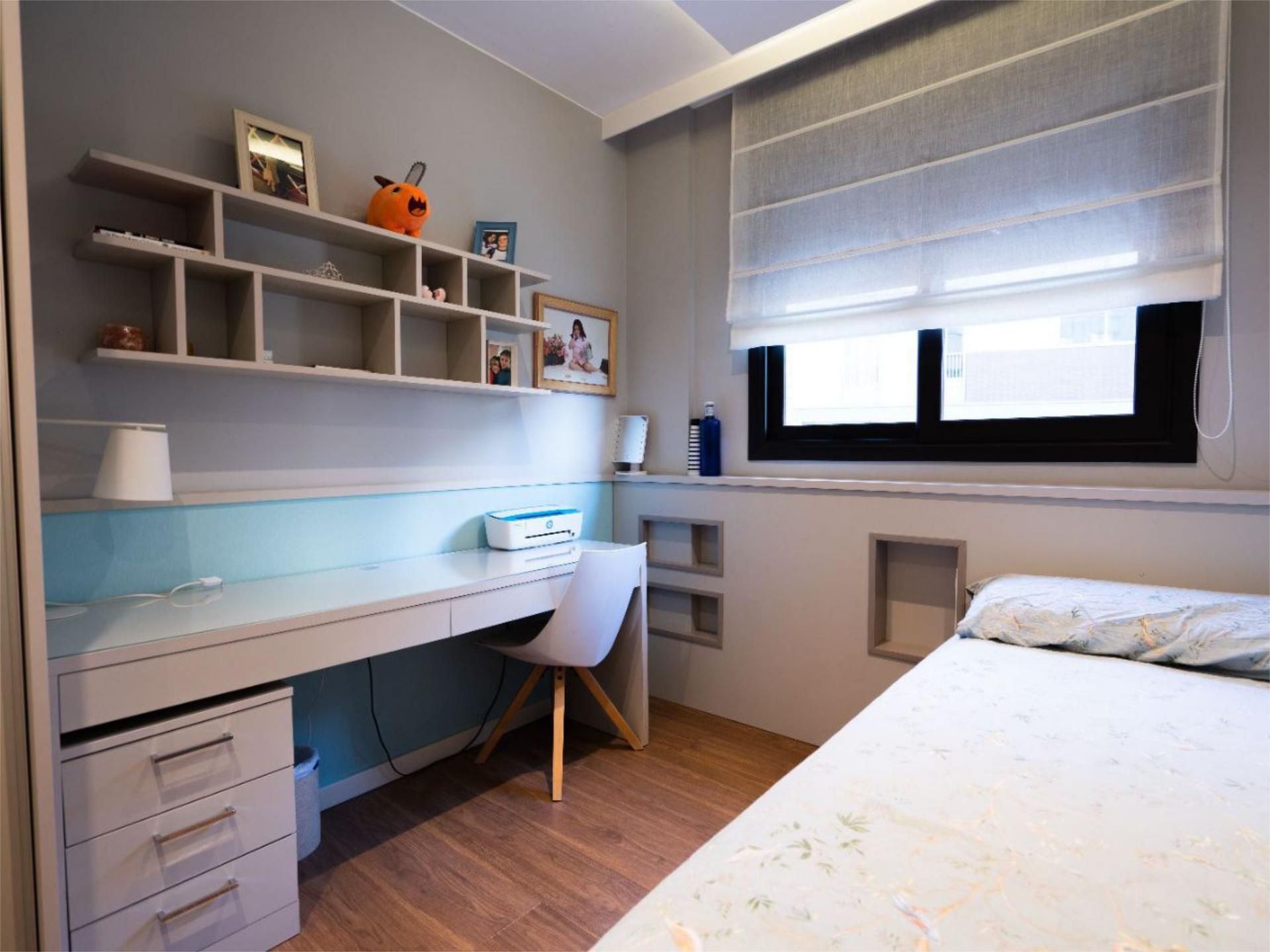 Bedroom of Flat to rent in  Barcelona Capital  with Air Conditioner and Balcony