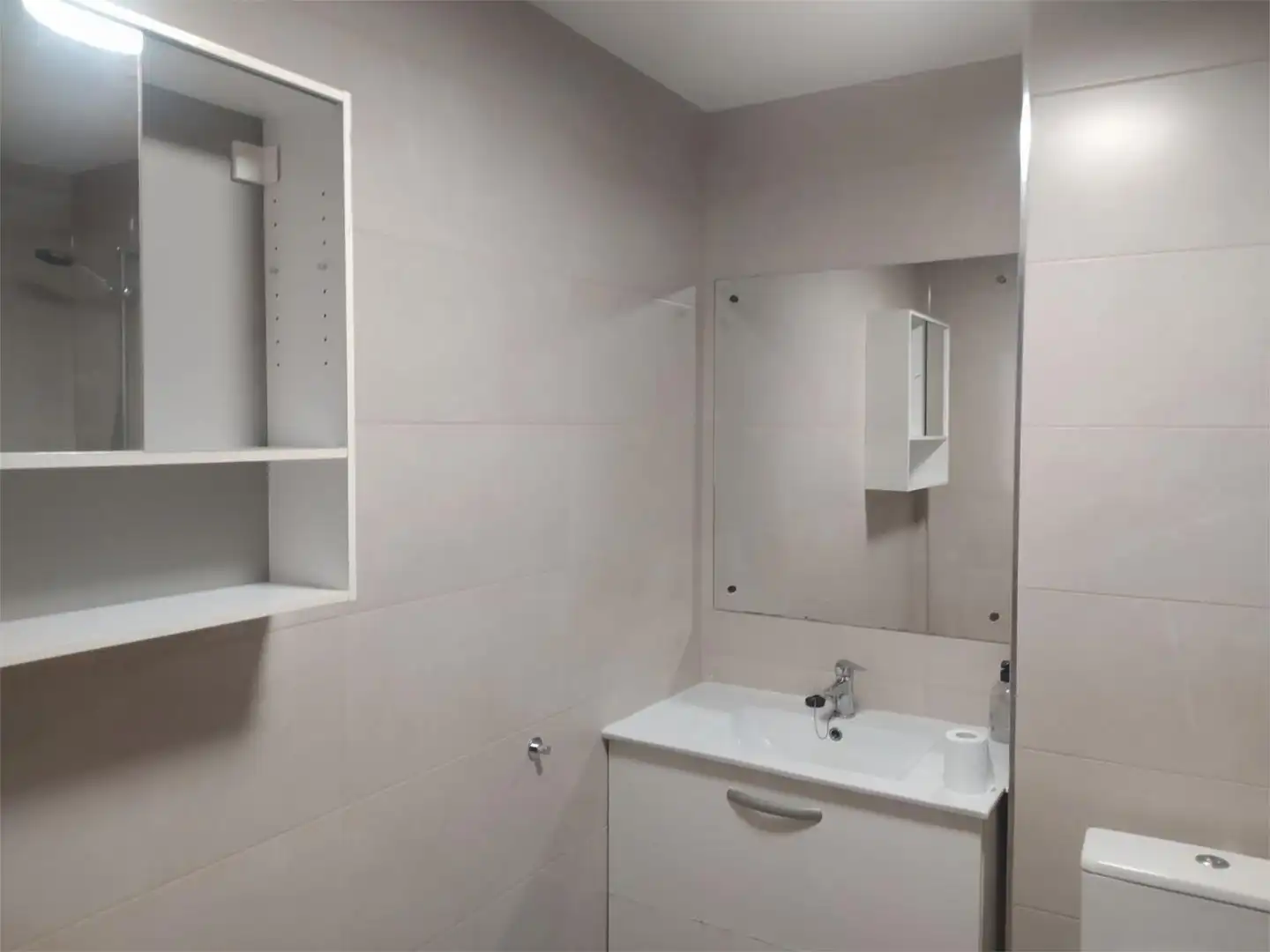 Flat for rent in Avenida de la Reina Mercedes, 19, Sector Sur - La Palmera - Reina Mercedes