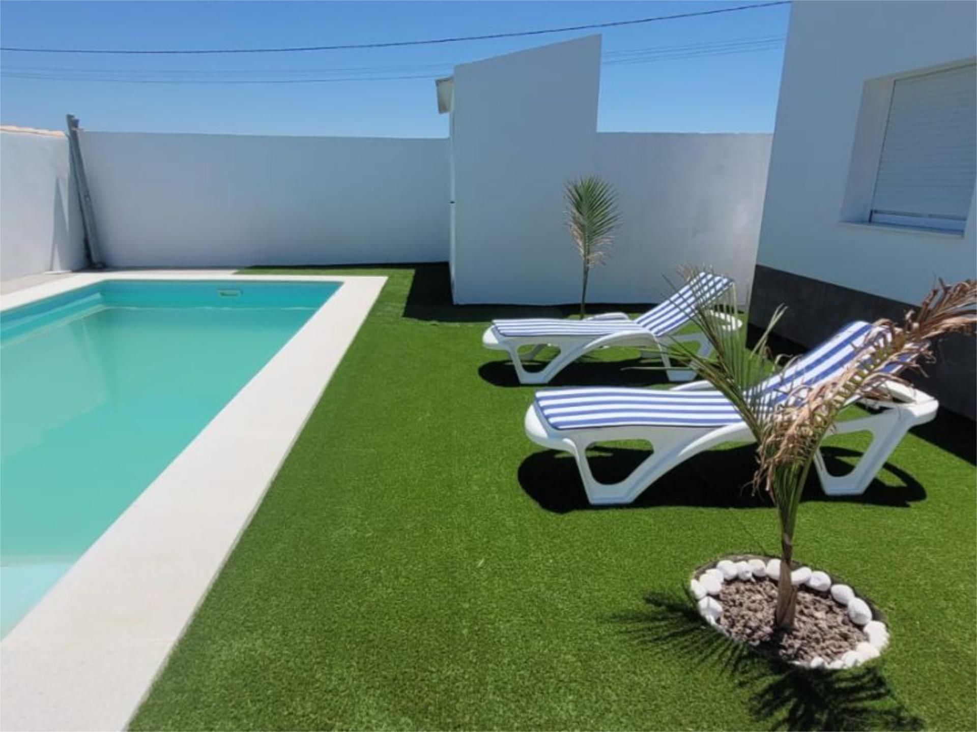 Swimming pool of Flat to rent in Chiclana de la Frontera  with Air Conditioner, Private garden and Swimming Pool