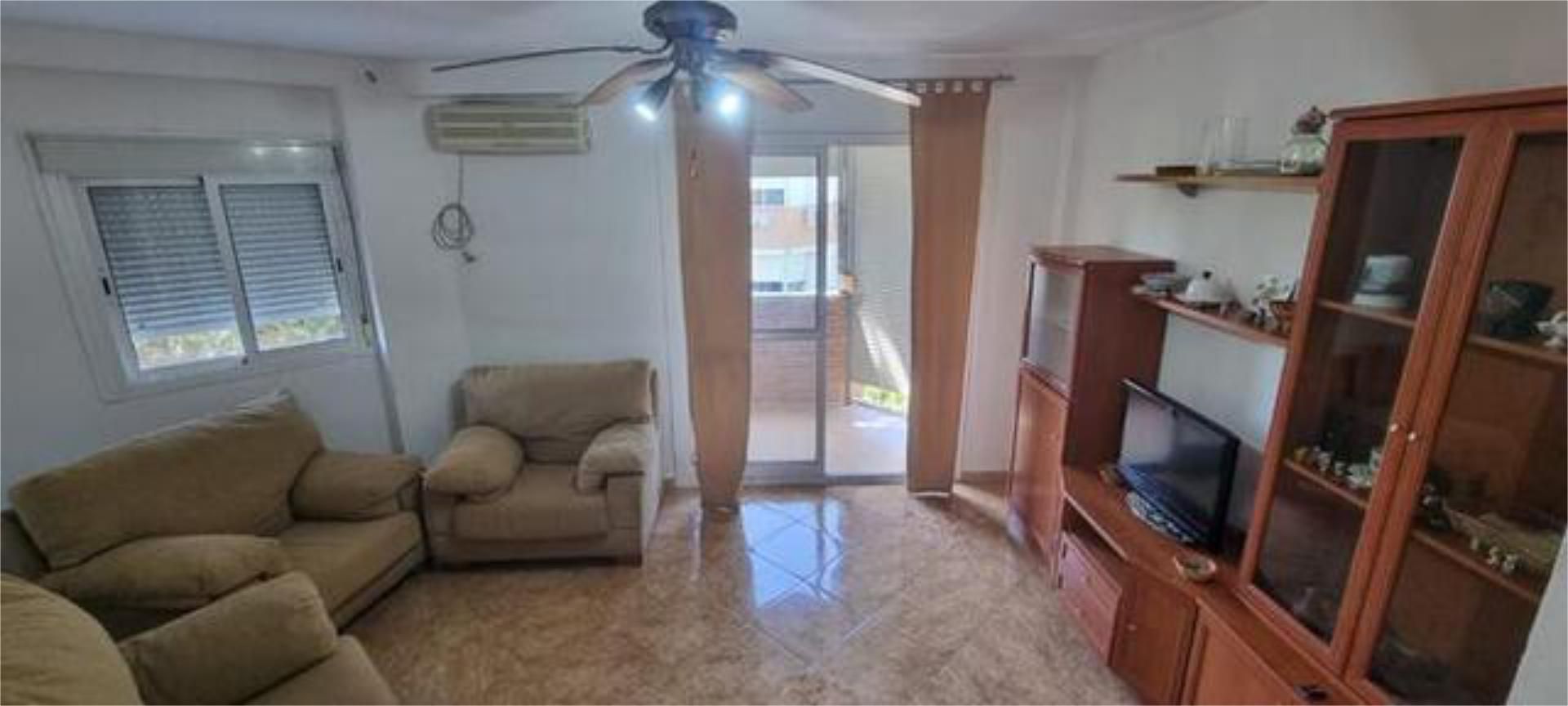 Living room of Flat for sale in  Sevilla Capital  with Heating, Private garden and Terrace