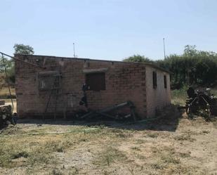 Vista exterior de Finca rústica en venda en Móra d'Ebre
