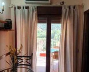 Bedroom of Apartment for sale in La Puerta de Segura  with Heating and Furnished